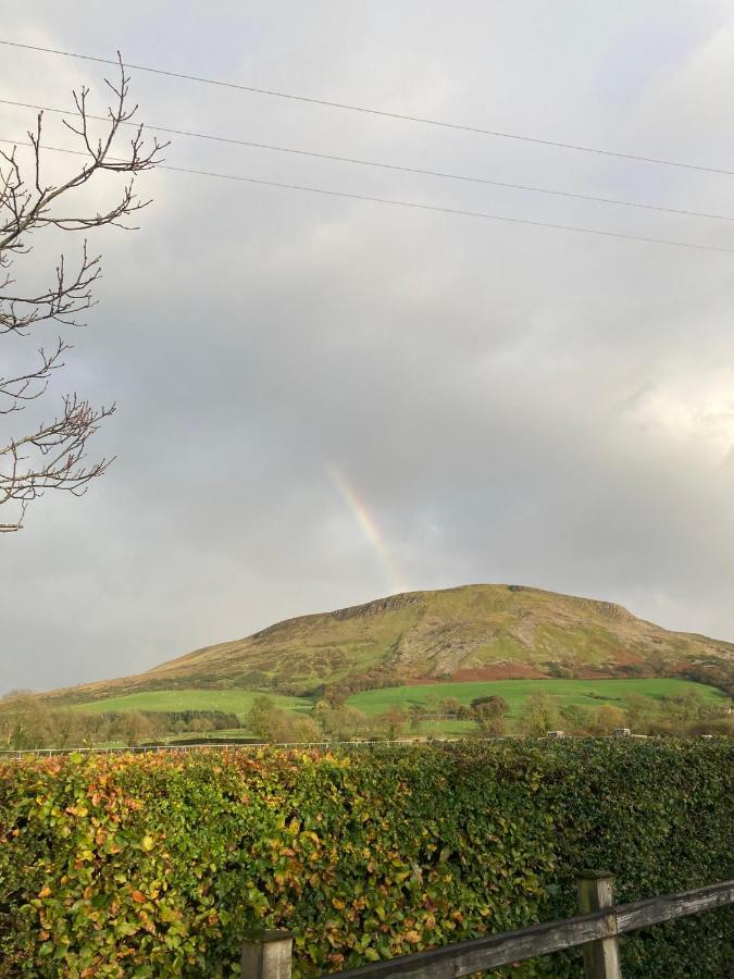 Benbradagh Barn Villa Dungiven Bagian luar foto